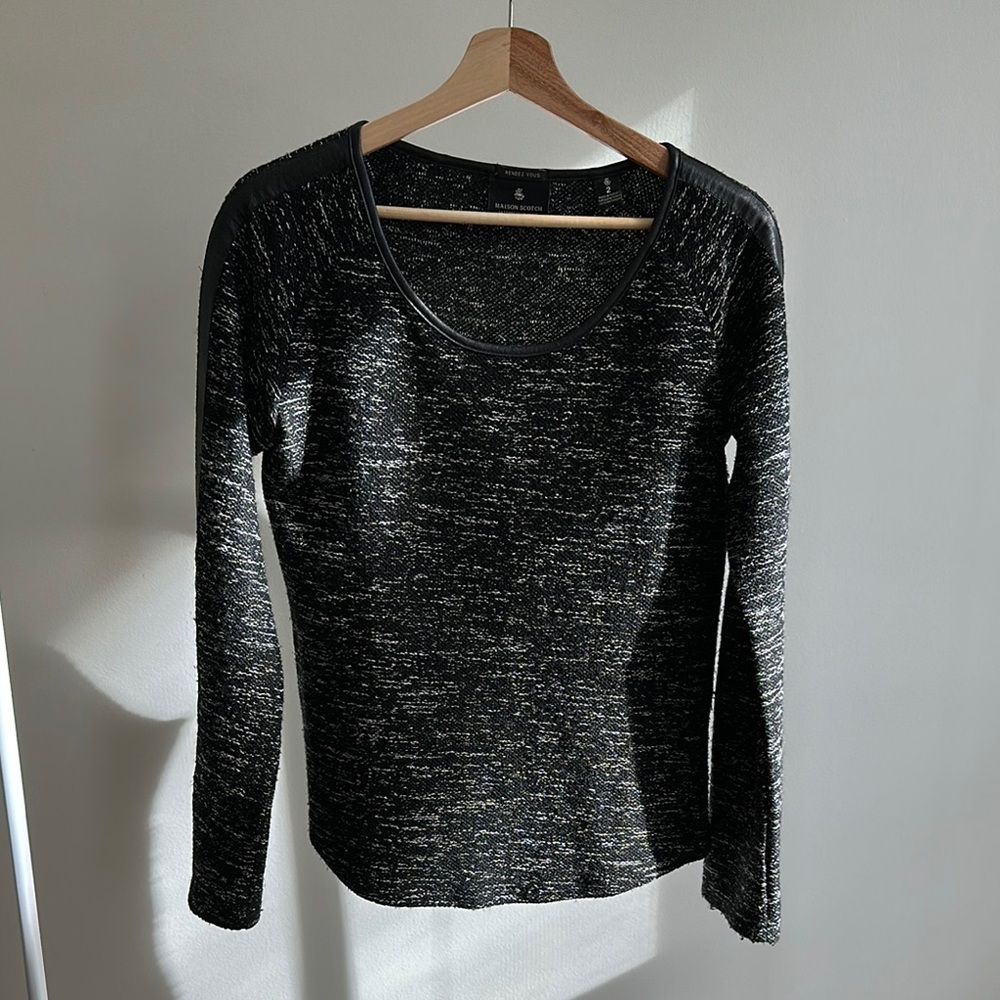 Maison Scotch Black and Gray Sweater